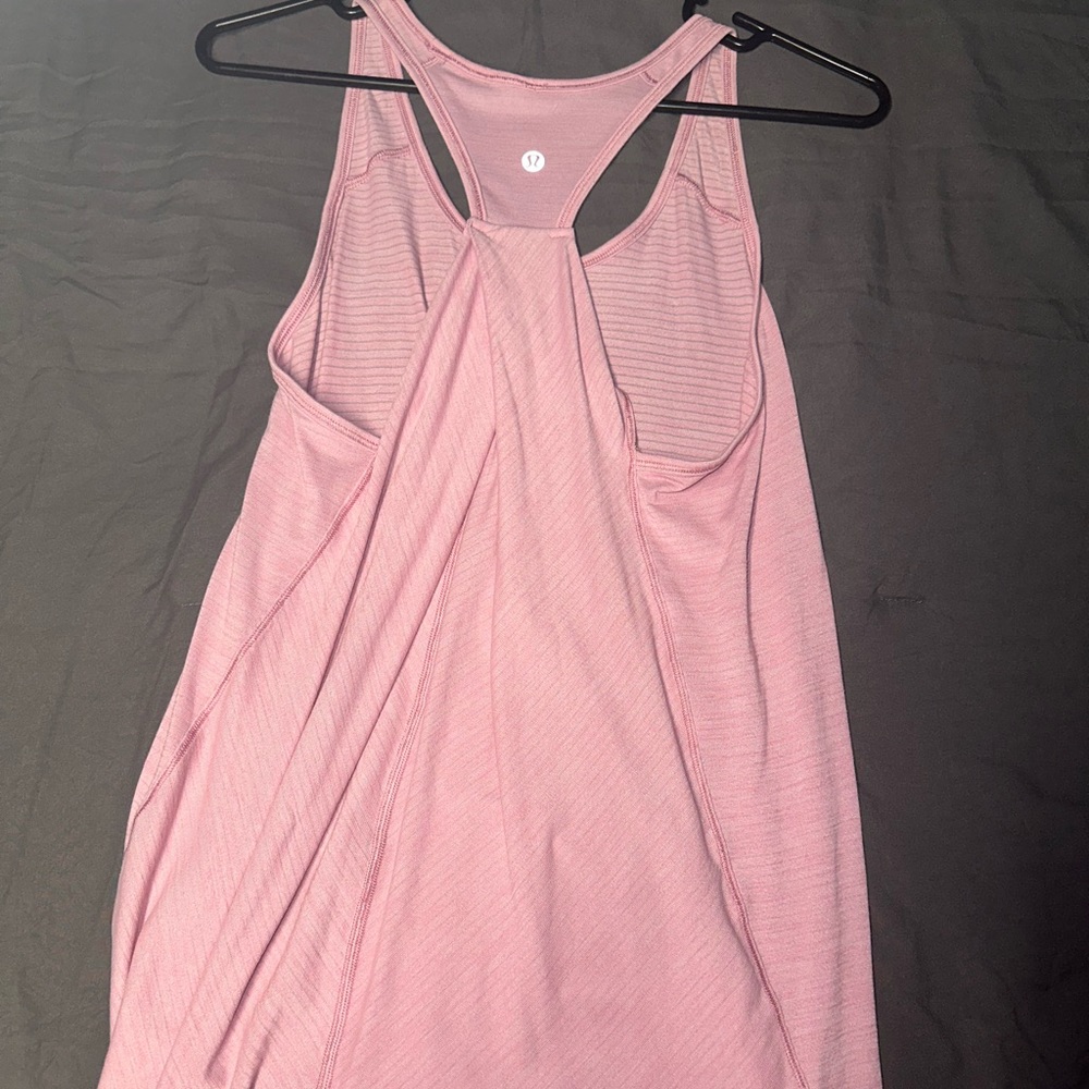 Lululemon tank top